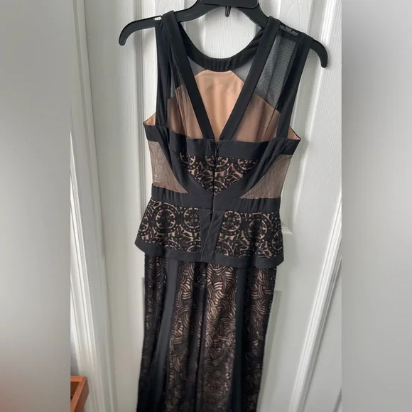 BCBG MaxAzria Formal Gown Viviana, Black Lace, Size 2